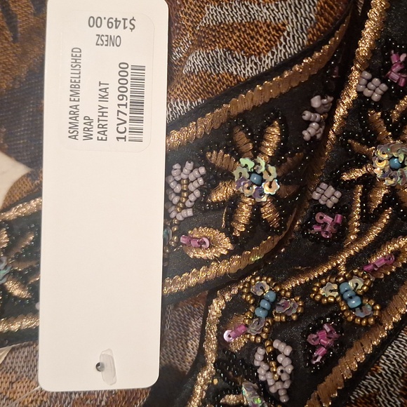 Soft Surroundings Asmara Embellished Topper wrap One size - Picture 2 of 7